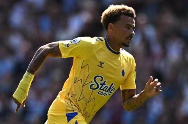 开云体育app-【早报】举债买曼联，60亿卖出？格雷泽家族杠杆的神！