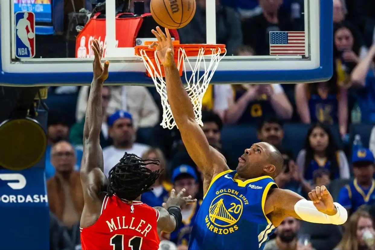 开云体育app在线下载-17+18！勇士输球仍有收获，替补小钢炮爆惊喜，3特质扮演乱战高手